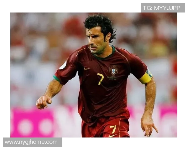 白色足球明星高清照片展现运动魅力与激情瞬间